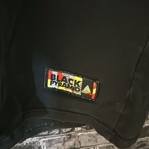 Black Pyramid Shirt - Picture 4 of 4